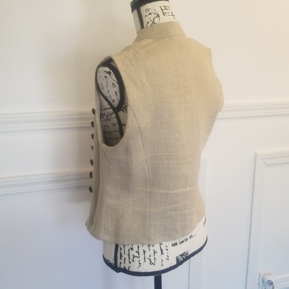 Button down Vest - Picture 3 of 4